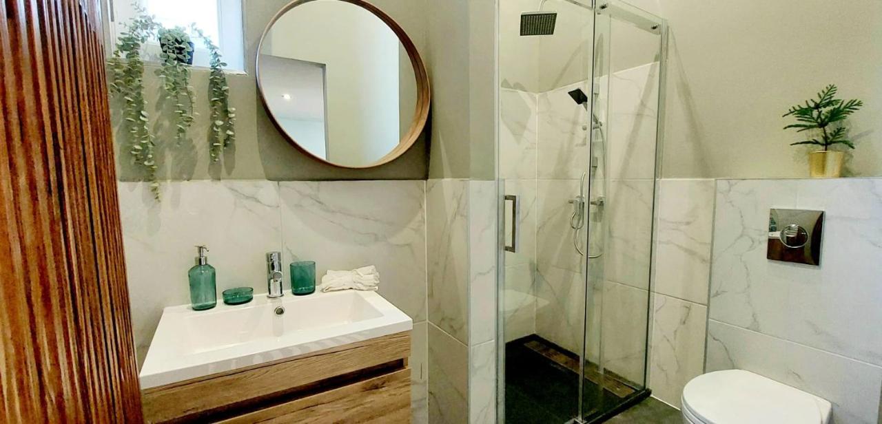 A+ Budapest Downtown Apartments Akacfa 外观 照片